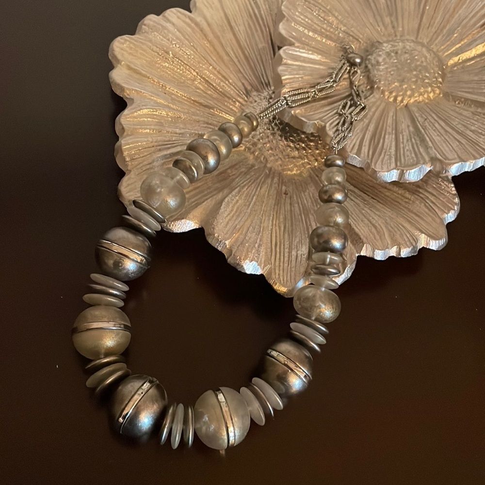 Beaded necklace